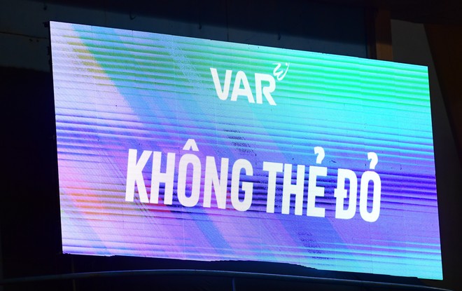 Viettel thắng đậm trong ngày VAR lần đầu xuất hiện ở V-League ảnh 1