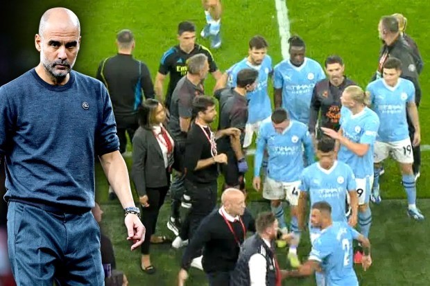 Haaland và Man City cãi vã với ban huấn luyện Arsenal ảnh 1