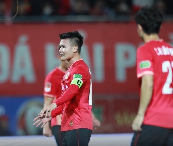 Quang Hải có bàn đầu tiên ở mùa giải 2023/24