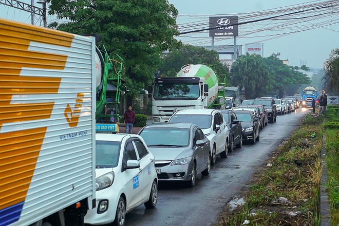 Cục Đăng kiểm Việt Nam nói gì về đề xuất gia hạn thời gian đăng kiểm để giảm tải ùn tắc? ảnh 1