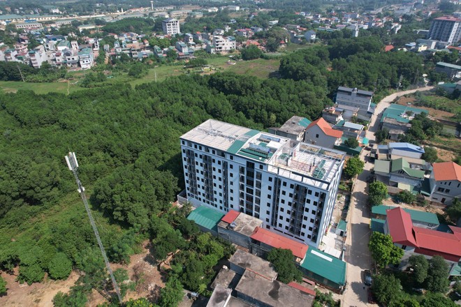 Một công trình chung cư mini vi phạm trật tự xây dựng tại xã Tân Xã, huyện Thạch Thất quy mô 200 phòng ảnh 1