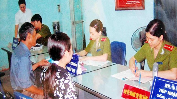 Chứng minh thư mới có tên bố mẹ: Thuận lợi hơn cho người dân ảnh 1