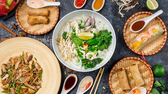‘Cuốn sổ đỏ’ đưa ẩm thực đường phố Việt ra thế giới ảnh 4