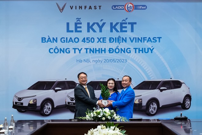 Lado Taxi mua thêm 300 xe VinFast VF 5 Plus để mở rộng dịch vụ taxi điện ảnh 1
