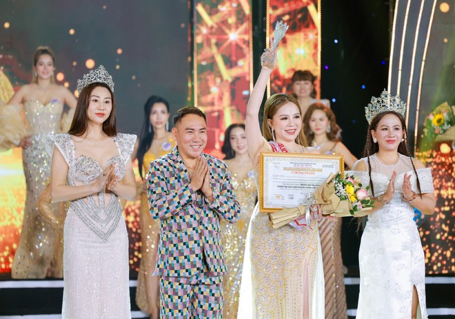Hoa hậu Nhân ái thuộc về nữ doanh nhân Nguyễn Thị Bình.