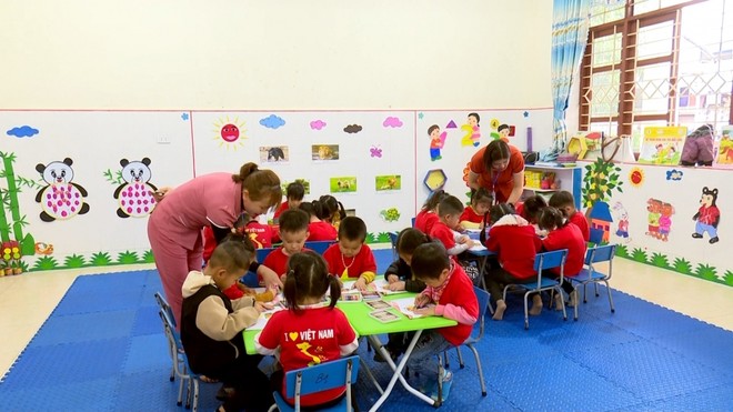 Thủ tướng yêu cầu sớm phổ cập giáo dục mầm non cho trẻ 3-5 tuổi