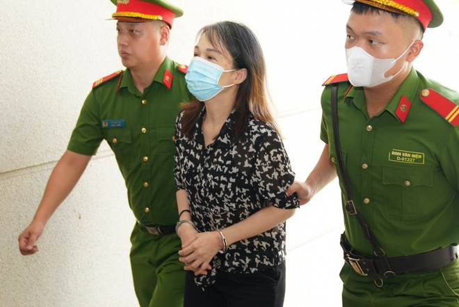 Người đàn bà trong vụ “Chuyến bay giải cứu” bị truy tố ở vụ án mới