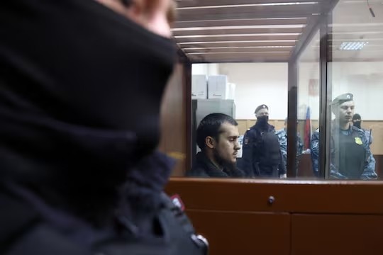Có ý kiến cho rằng nên đưa các nghi phạm khủng bố ở Nga ra xét xử ở Belarus, quốc gia vẫn áp dụng án tử hình, nhưng việc này không đơn giản