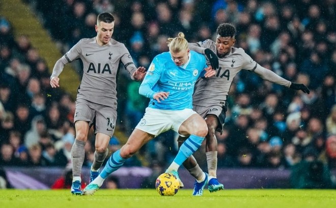 Man City và Tottenham từng hòa 3-3 ở mùa giải này