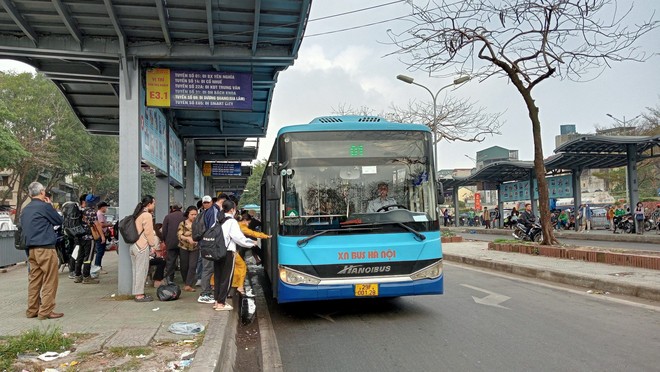 Xe buýt Hà Nội vẫn hoạt động biểu đồ bình thường trong 5 ngày nghỉ lễ 30/4