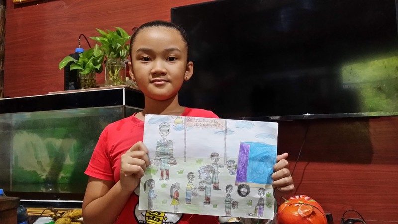Ngạc nhiên với tài năng của bé gái lớp 3 vẽ tranh cổ động phòng chống dịch  Covid-19 | Báo điện tử An ninh Thủ đô