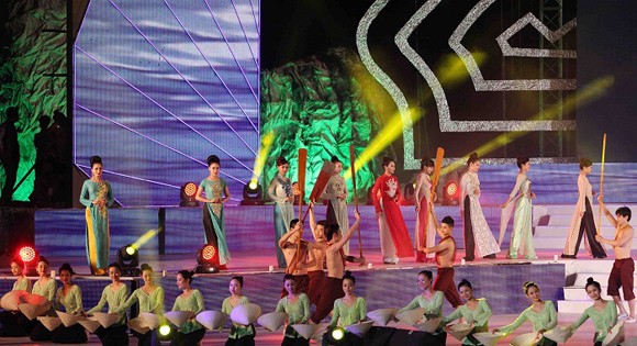 Carnaval Hạ Long 2014 rực rỡ sắc màu ảnh 6